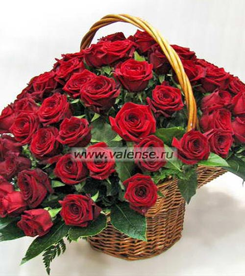 Корзина красных роз - доставка цветов Валенсе