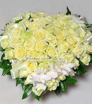 Сердце из роз