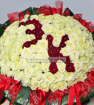 Инициалы из роз