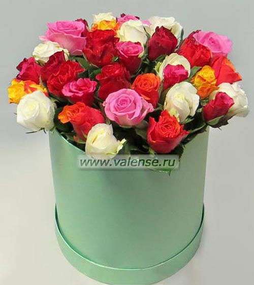 Розы микс коробка - доставка цветов Валенсе