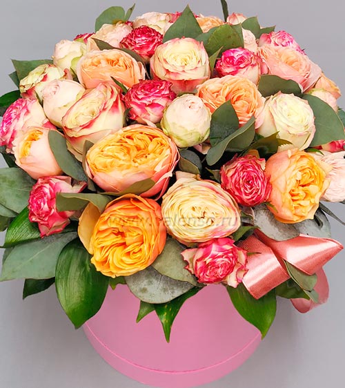 Пионовидные розы - доставка цветов Валенсе