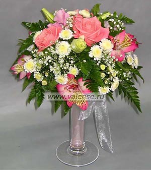 Композиция на стол Гостей