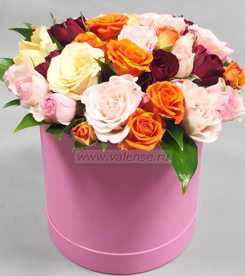 Коробочка кустовых роз - доставка цветов Валенсе вариант исполнения 2 