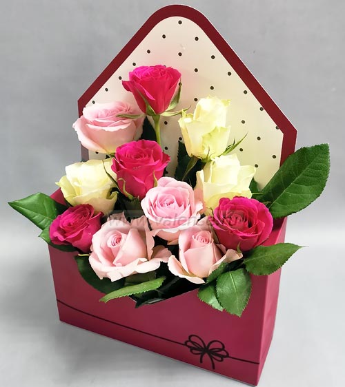Розы в конверте - доставка цветов Валенсе вариант исполнения 2 