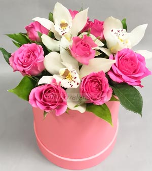 Орхидеи и розы