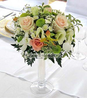 Композиция на стол Гостей