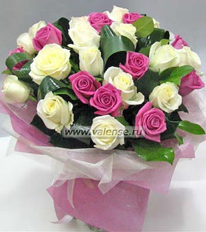 Розово-белый