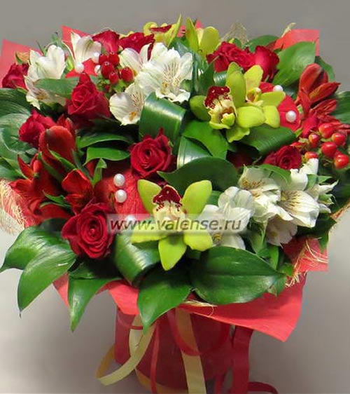 Роза, орхидея, альстромерия - доставка цветов Валенсе