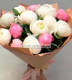 Букет пионов