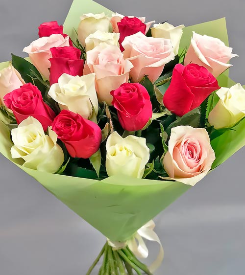 21 роза микс - доставка цветов Валенсе