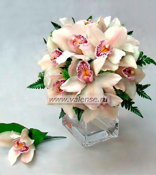 Букет Невесты S-0271 - доставка цветов Валенсе