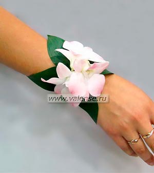 Браслет из цветов S-0590