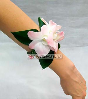 Браслет из цветов S-0597